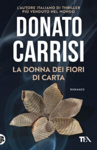 Donna dei fiori di carta (La)